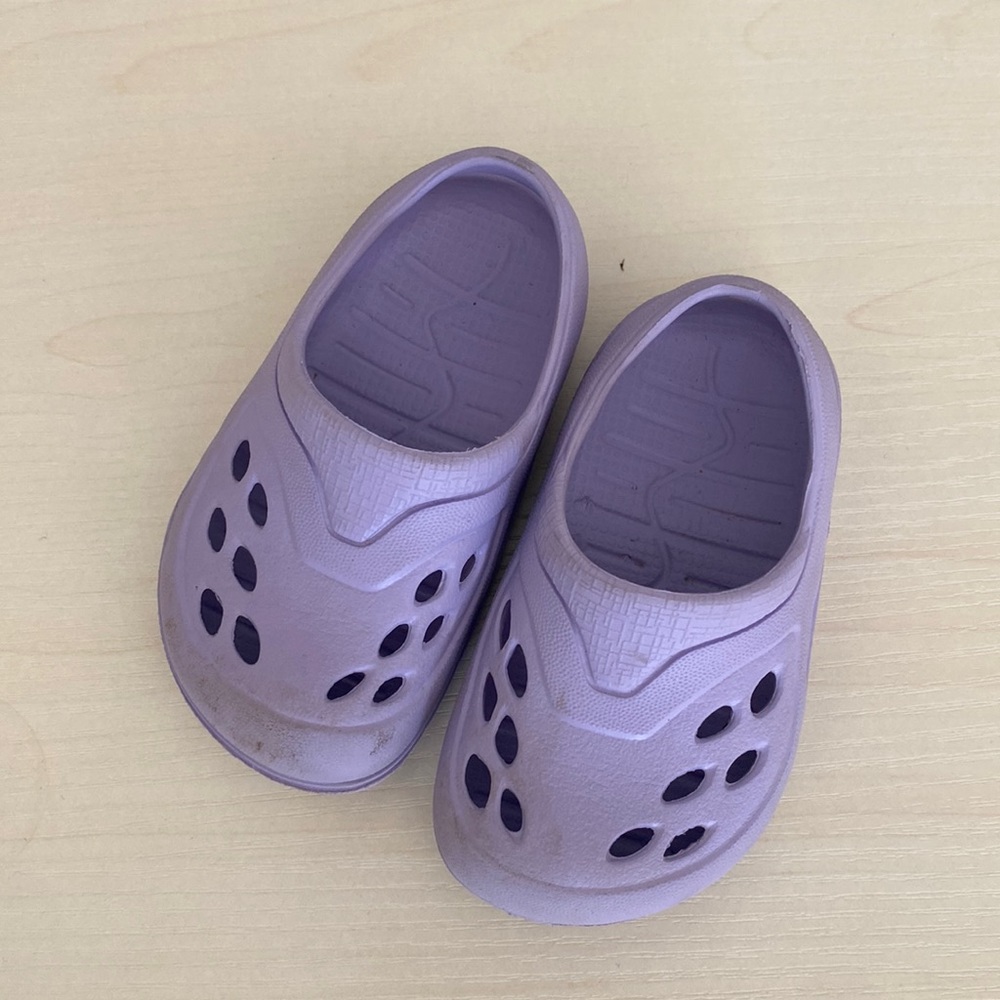 Baby Shoes (similar to Crocs) Size 3